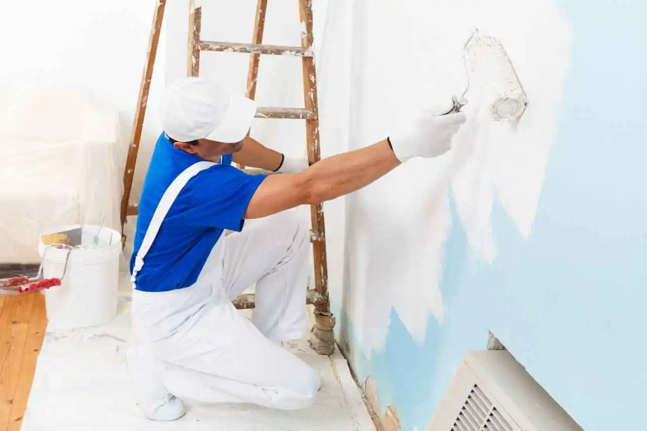 Professional interior painting service in Warren, OH - Lee's Interior Wallpapering