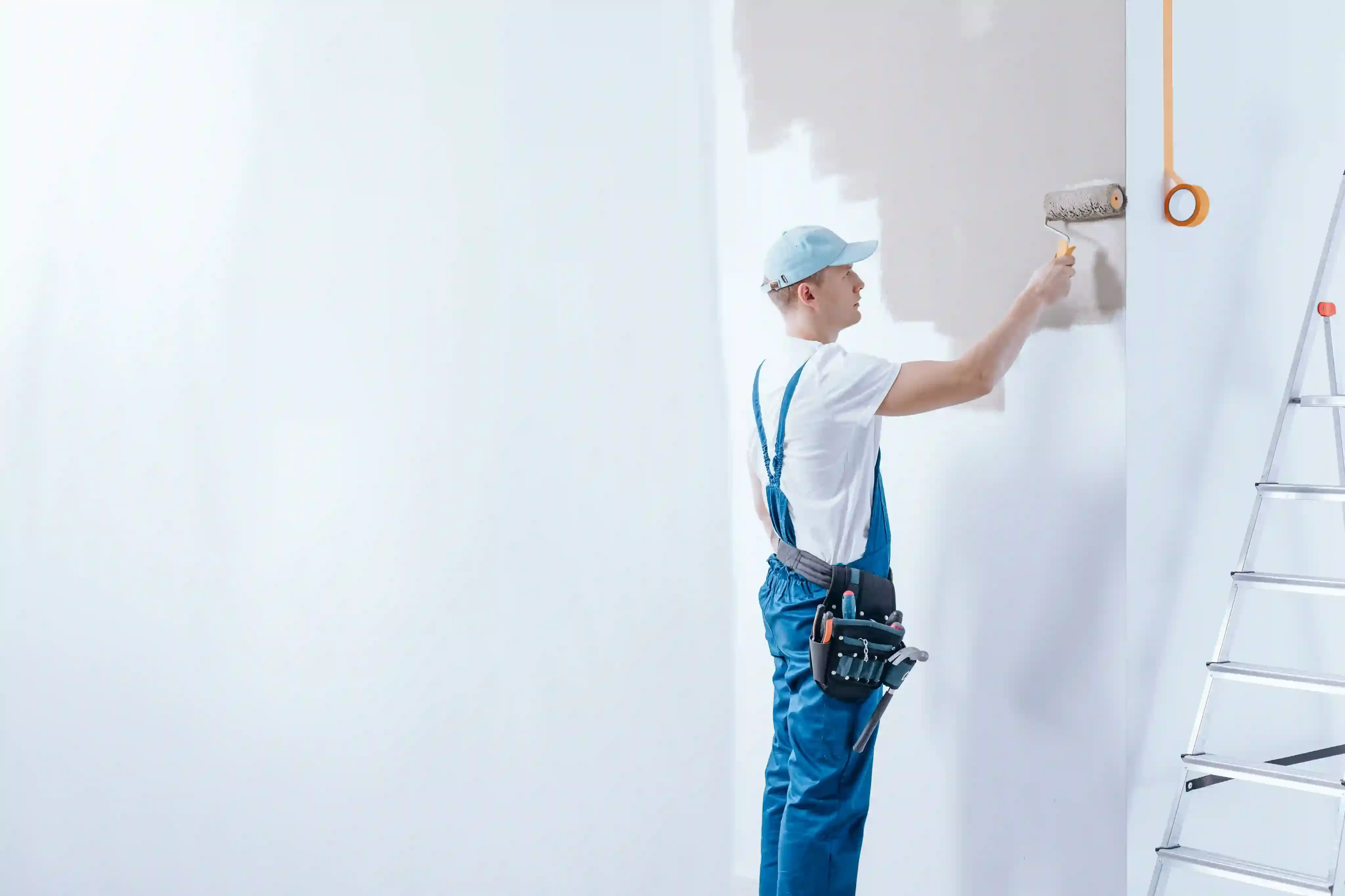 Quality wall painting in Warren, OH by Lee's Interior Wallpapering